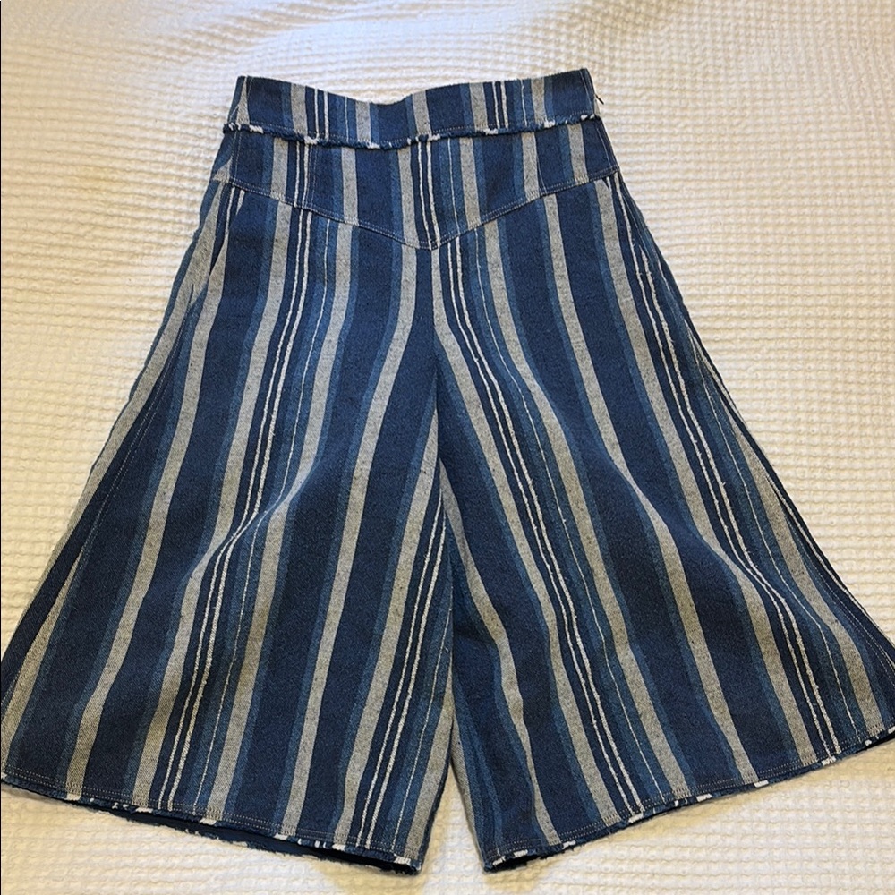 Vintage Chloe Knee Length Shorts